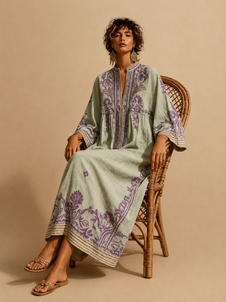 Damska sukienka maxi z haftem i szerokimi rękawami-Maxi Dress-Olave