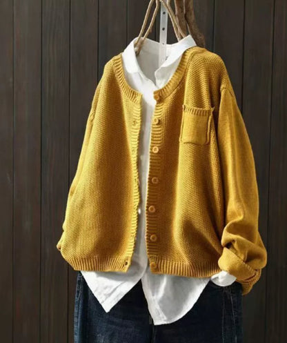 Damski kardigan dzianinowy oversize zapinany na guziki-Cardigan for women-Olave