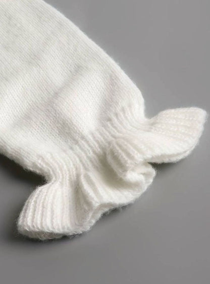 Damski sweter z dzianiny z falbanką przy dekolcie w serek i guzikami-Sweaters for Women-Olave