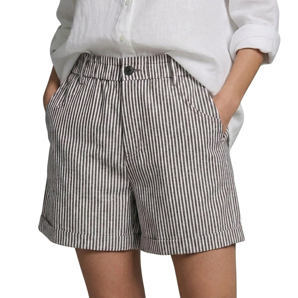 Damskie krótkie spodenki w pionowe paski z wysokim stanem i wywiniętymi nogawkami-Shorts for women-Olave
