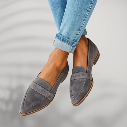 Damskie mokasyny w szpic z ozdobnym paskiem-Footwear for women-Olave