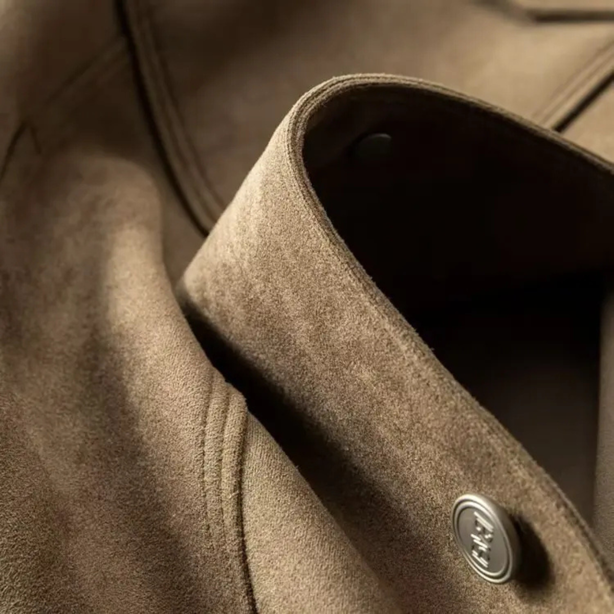 Męska kurtka typu trucker z zamszu z zapięciem na zatrzaski-Jackets for men-Olave