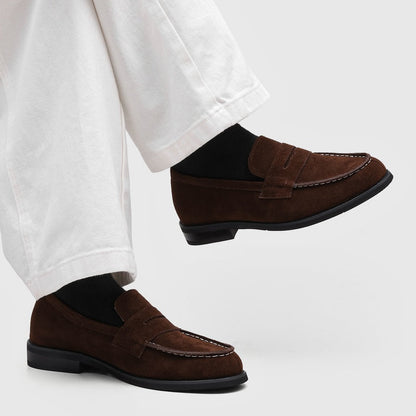 Męskie mokasyny z zamszu z kontrastowymi przeszyciami-Footwear for men-Olave