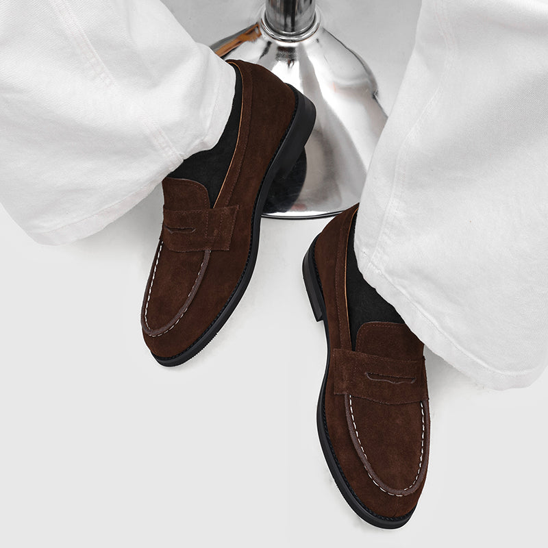 Męskie mokasyny z zamszu z kontrastowymi przeszyciami-Footwear for men-Olave