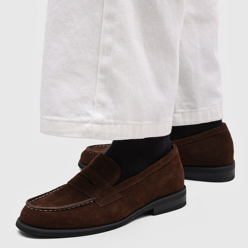 Męskie mokasyny z zamszu z kontrastowymi przeszyciami-Footwear for men-Olave