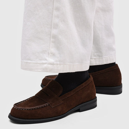 Męskie mokasyny z zamszu z kontrastowymi przeszyciami-Footwear for men-Olave