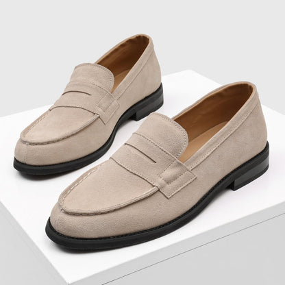 Męskie mokasyny z zamszu z kontrastowymi przeszyciami-Footwear for men-Olave