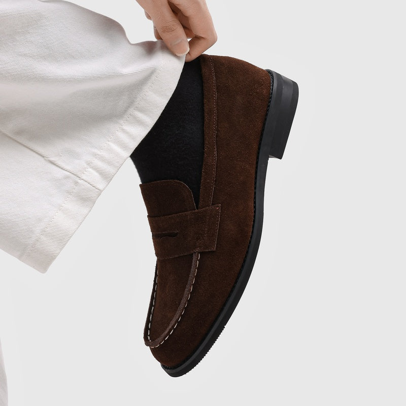 Męskie mokasyny z zamszu z kontrastowymi przeszyciami-Footwear for men-Olave
