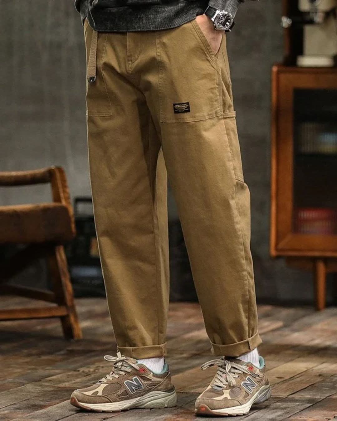Męskie spodnie cargo z naszywanymi kieszeniami i paskiem-Pants for Men-Olave