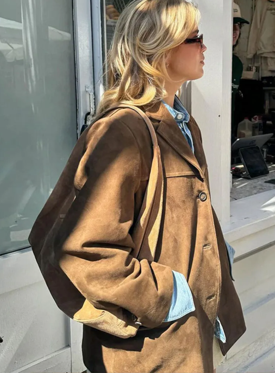Damska kurtka z kołnierzem i guzikami-Jacket for women-Olave