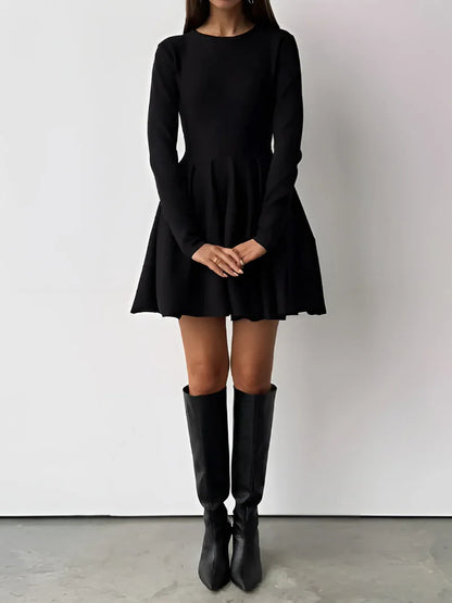 Damska Sukienka Mini z długim rękawem i okrągłym dekoltem-Mini Dress-Olave