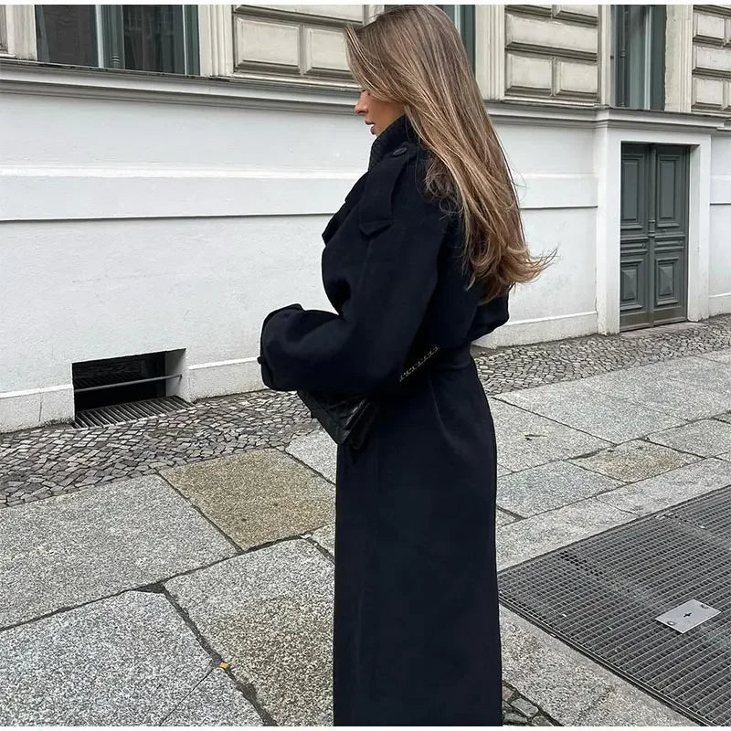 Damski długi trencz z paskami przy mankietach-Coats for women-Olave