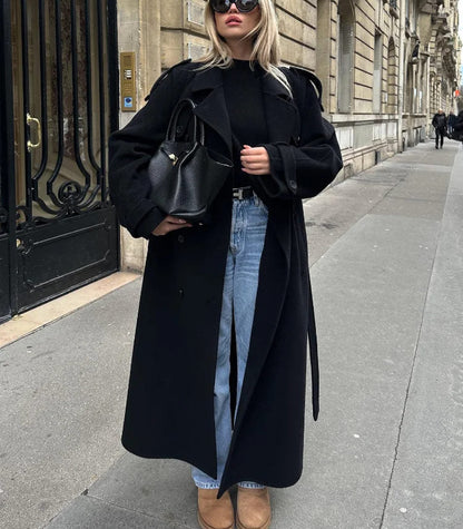 Damski długi trencz z paskami przy mankietach-Coats for women-Olave