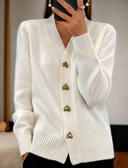 Damski kardigan z dzianiny z dekoltem w serek i guzikami w kształcie serc-Cardigan for women-Olave