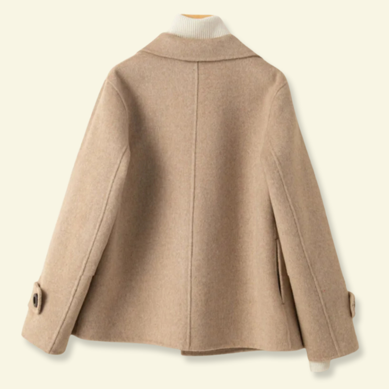 Damski krótki płaszcz z klapami i guzikami-Coats for women-Olave