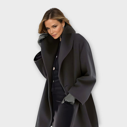 Damski płaszcz oversize z szerokimi klapami-Coats for women-Olave