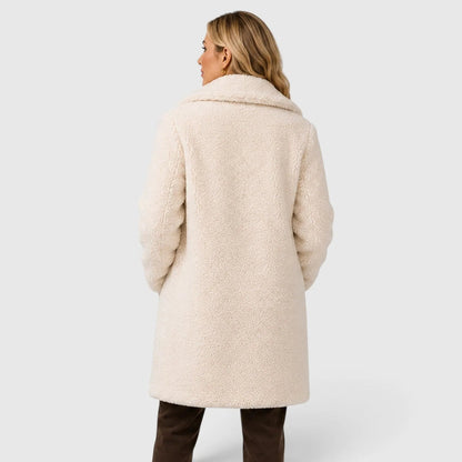 Damski płaszcz typu teddy zapinany na guziki-Coats for women-Olave