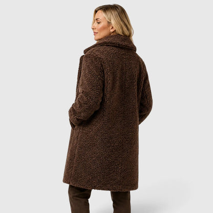 Damski płaszcz typu teddy zapinany na guziki-Coats for women-Olave