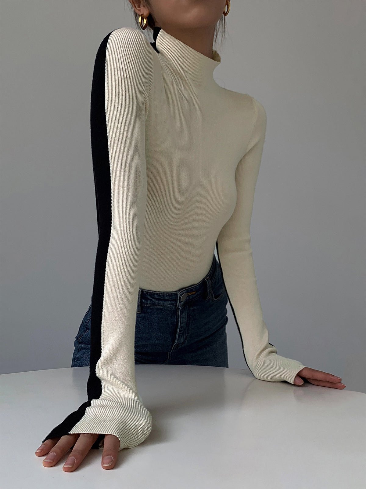 Damski prążkowany top z długim rękawem i półgolfem-sweater for woman-Olave