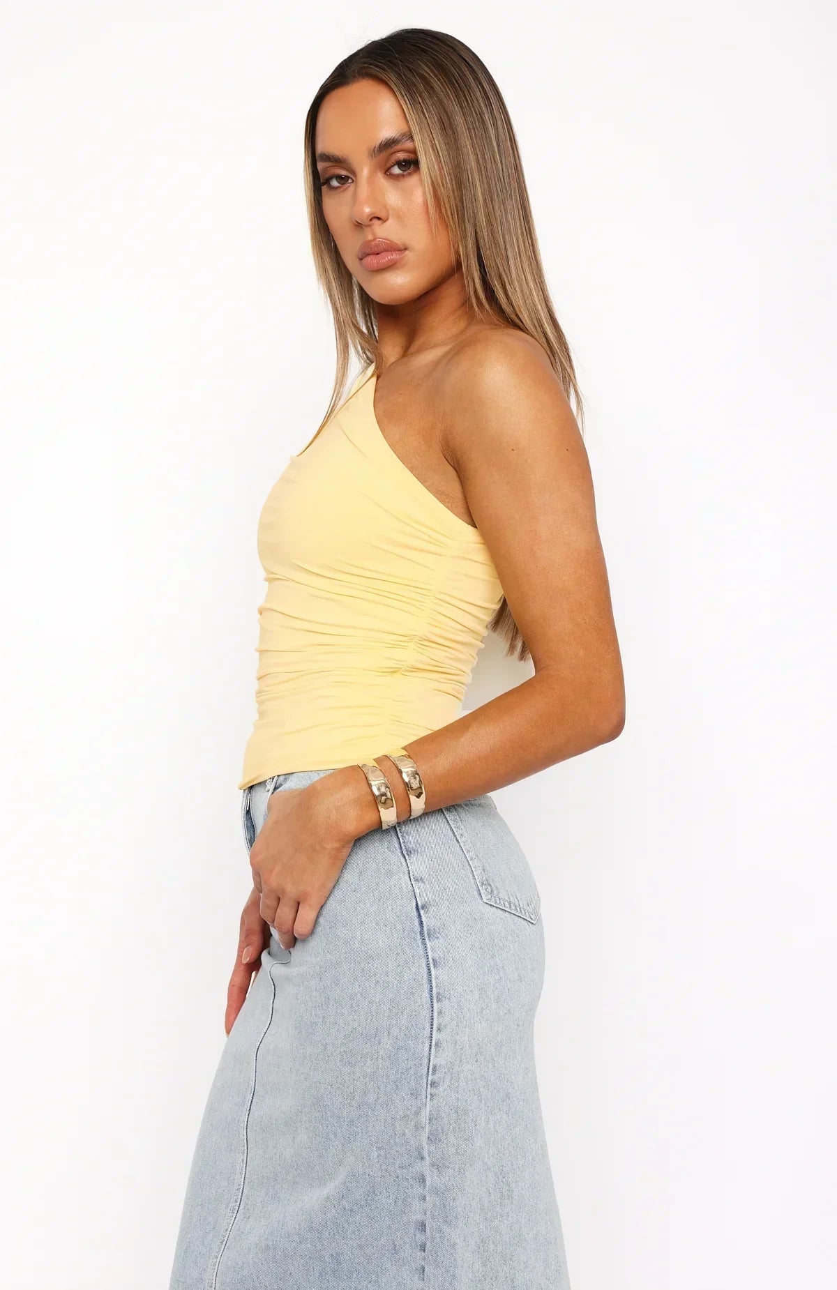 Damski top na jedno ramię z marszczeniami-Tops for women-Olave