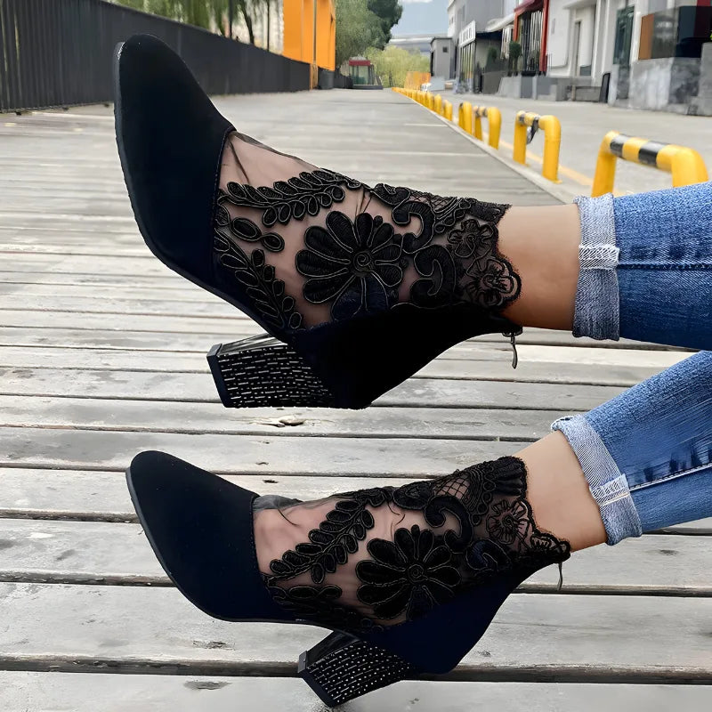 Damskie botki koronkowe na słupku-Footwear for women-Olave