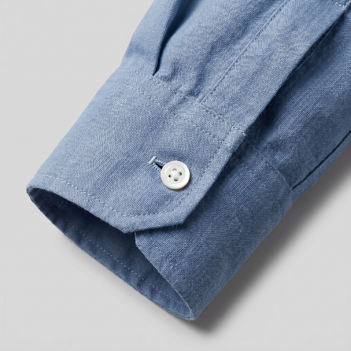 Męska koszula z długim rękawem zapinana na guziki-Shirts for men-Olave