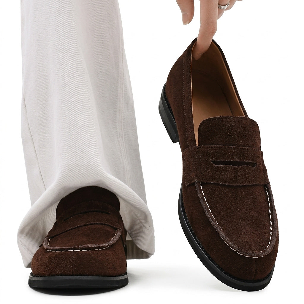 Męskie mokasyny z zamszu z kontrastowymi przeszyciami-Footwear for men-Olave