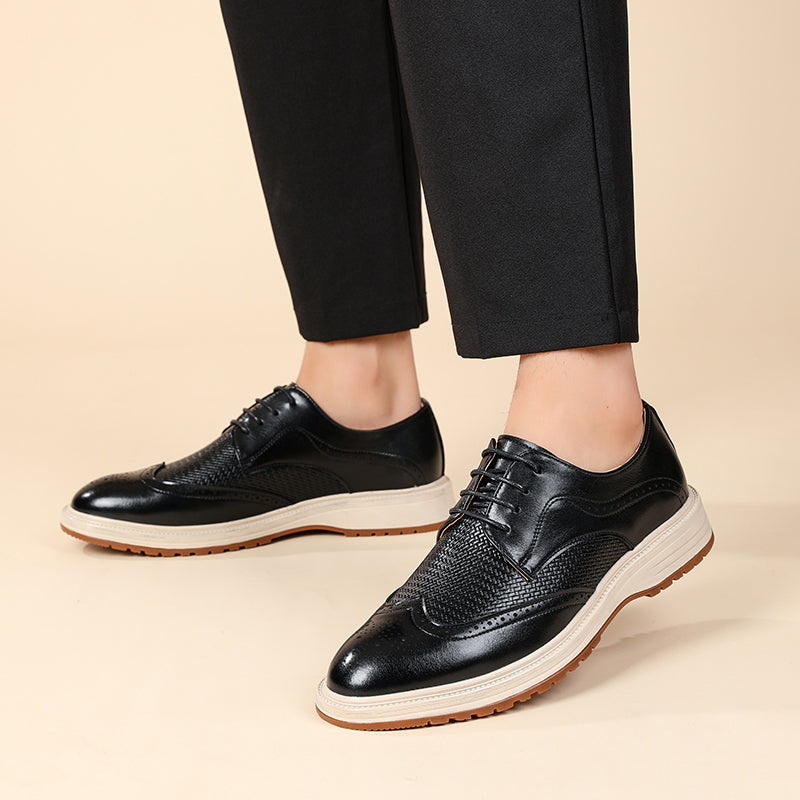 Męskie półbuty typu brogsy z ażurowym zdobieniem-Footwear for men-Olave