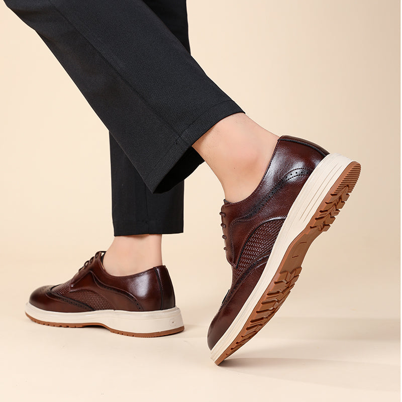 Męskie półbuty typu brogsy z ażurowym zdobieniem-Footwear for men-Olave